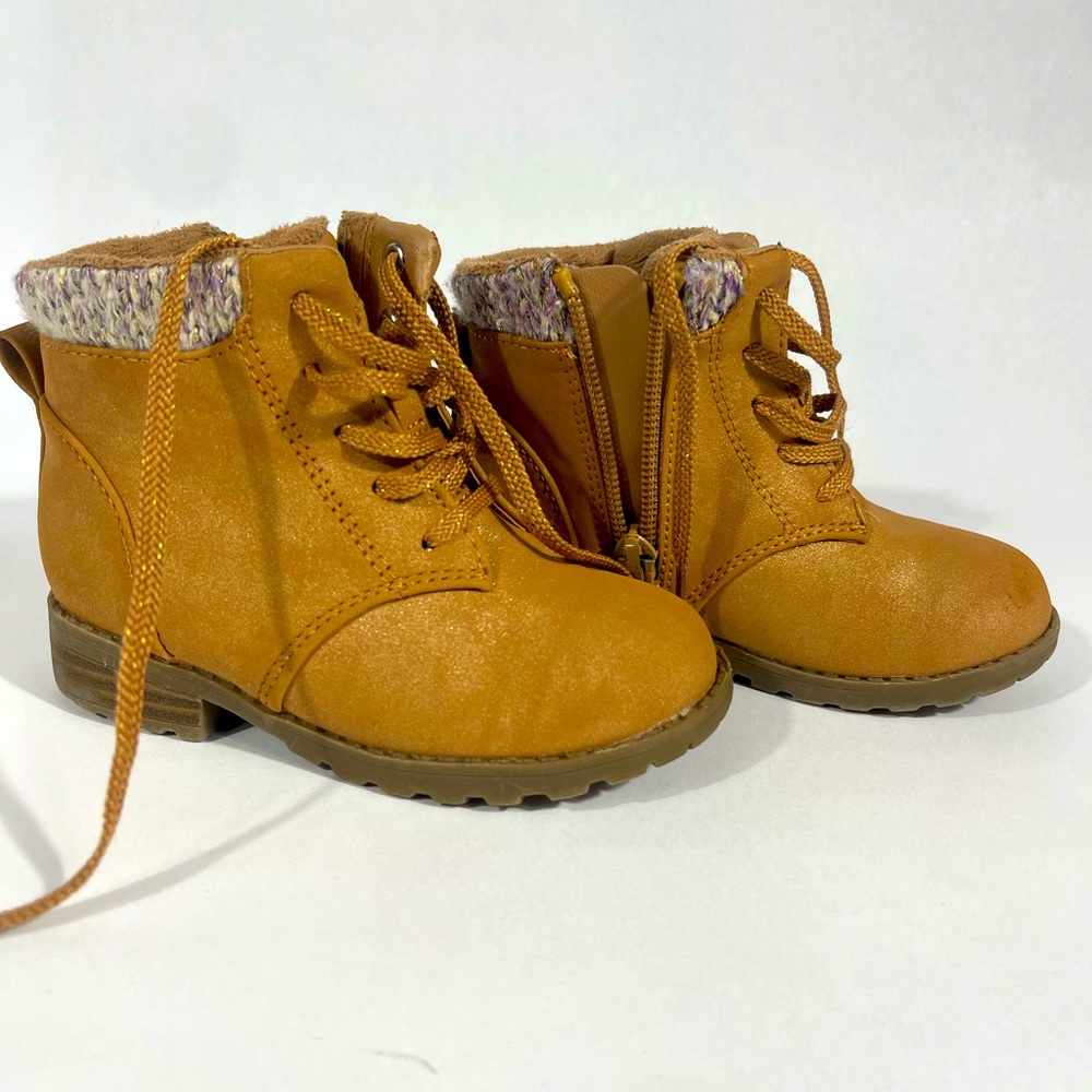 Cat & Jack Little Girls Boots Size 5